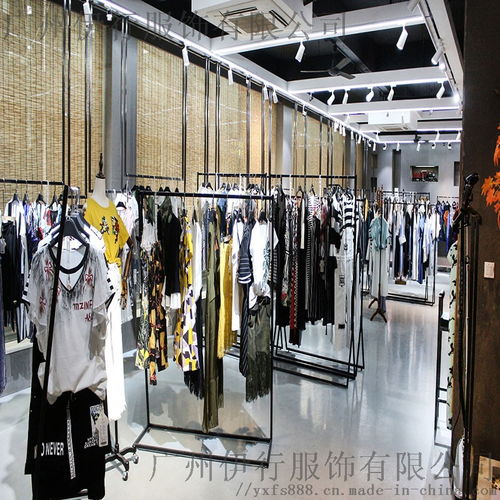 雪之雨蝶 母女夏日時尚折扣指南，揭秘優質女裝批發奧秘